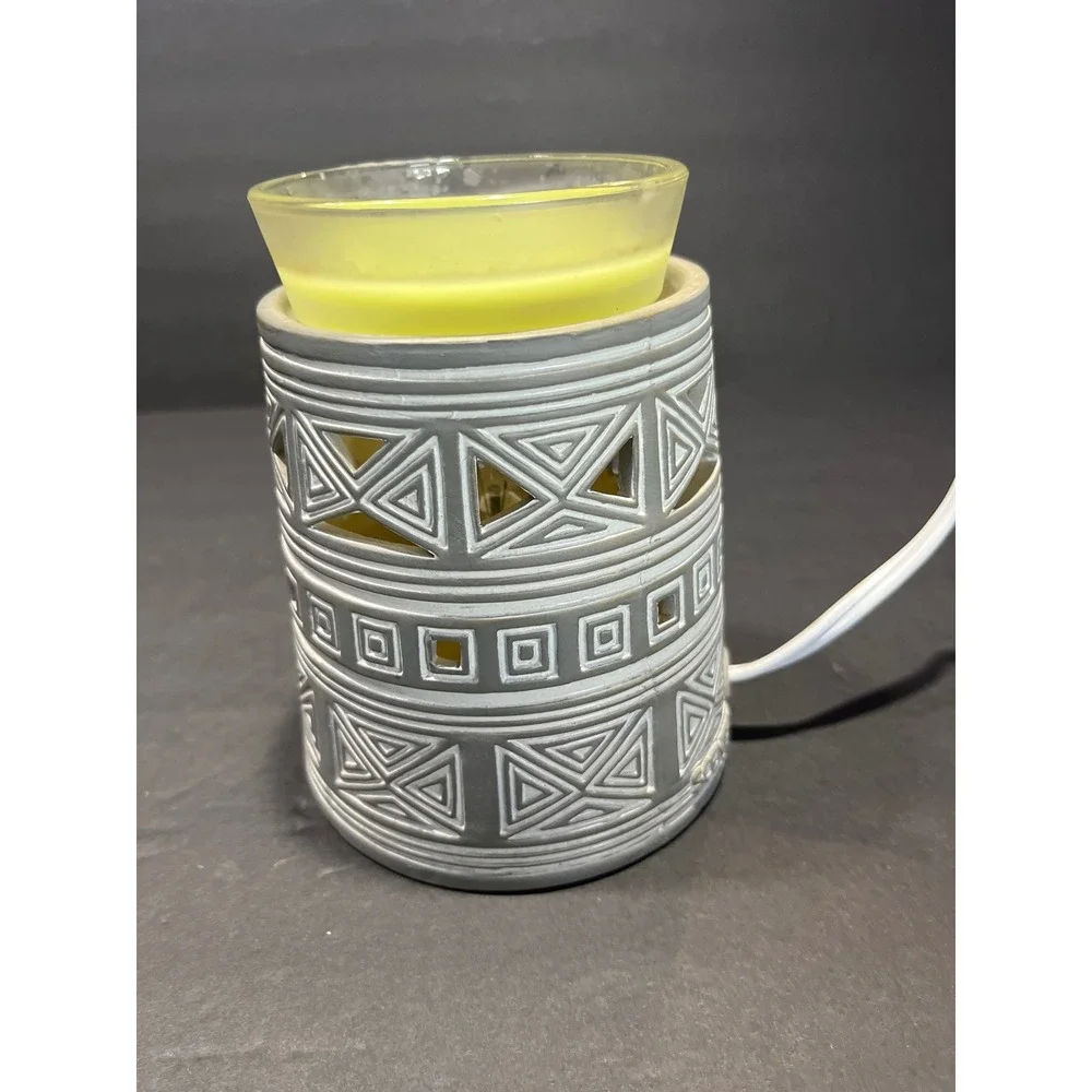 Scentsy Hildalgo Aztec Tribal Grey Ceramic Electric Wax Warmer 36888 Glass Dish